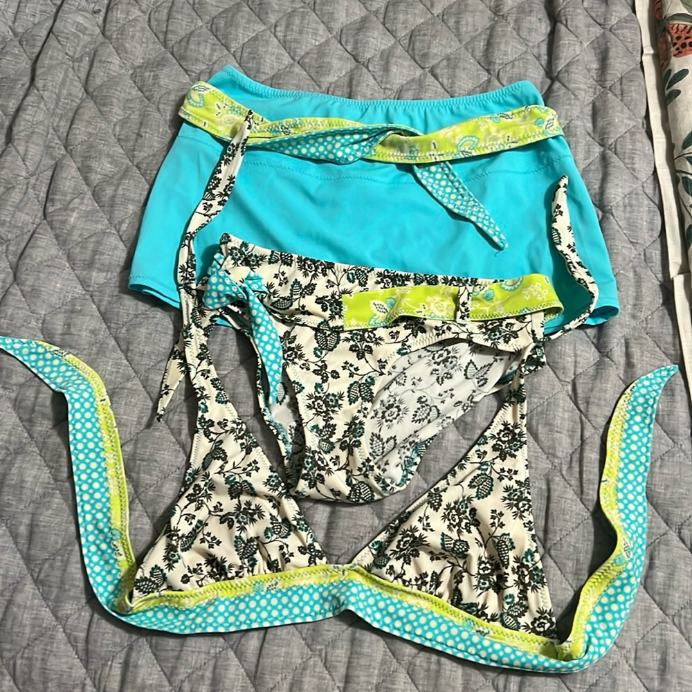 CoCo Reef bikini and swim skirt